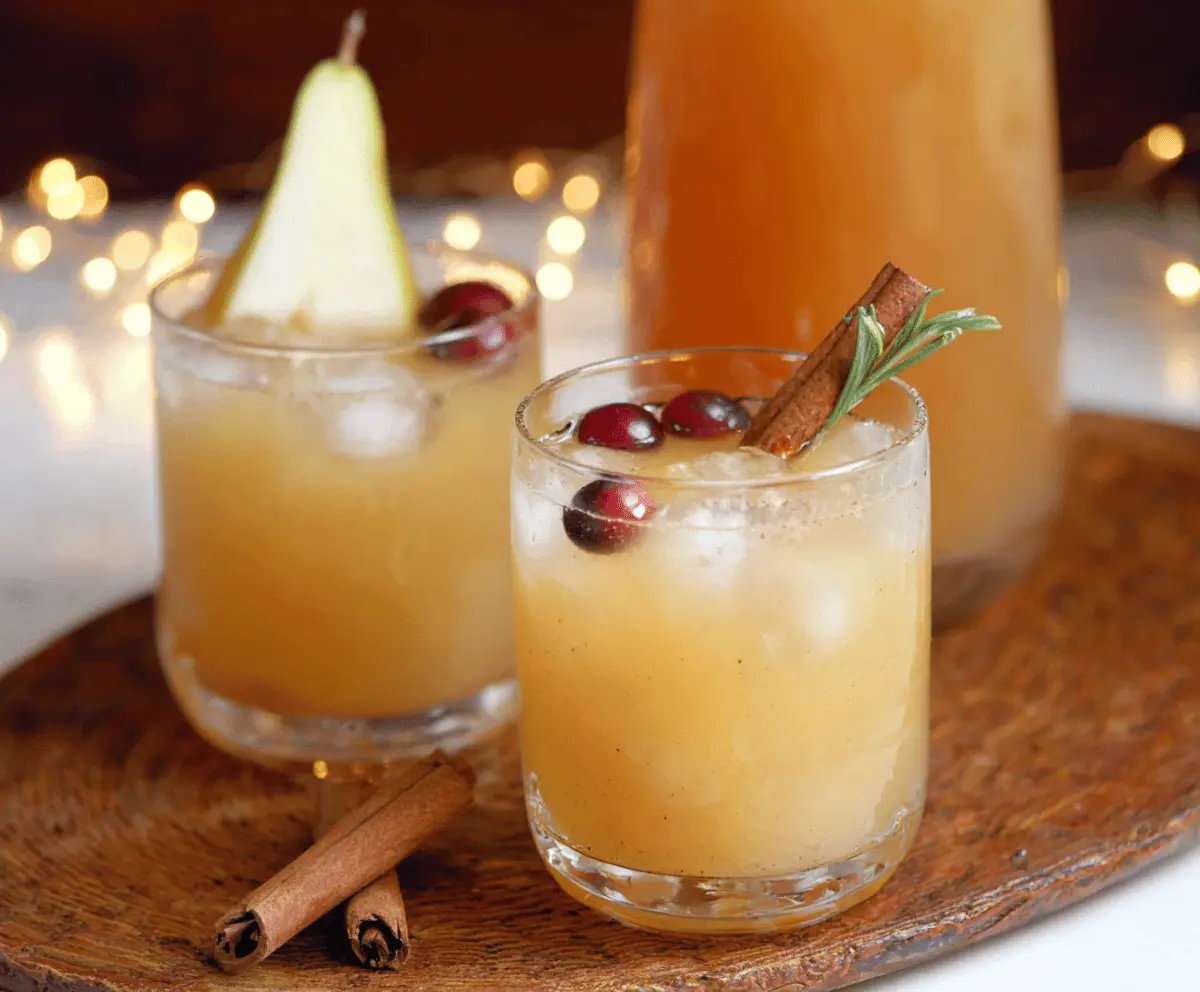Thanksgiving Punch - Non-Alcoholic Spicy Pear Punch